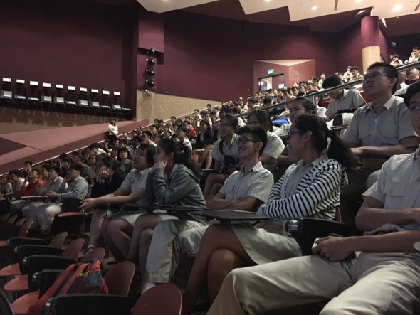 19 Apr 2017 – Hwa Chong Institution student audience being captivated by Singapore’s fascinating rainforest wildlife during screening of “Unseen Undergrowth”. Photo by Nicole Han.